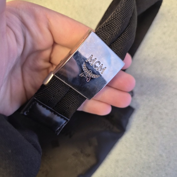 MCM - Picture 3 of 6